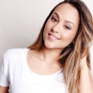 Meet your Posher, Lara